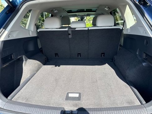 Used 2020 Volkswagen Tiguan SEL image 36