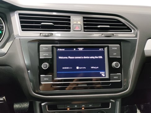 Used 2020 Volkswagen Tiguan S image 20