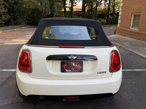 Used 2016 MINI Cooper Convertible image 9