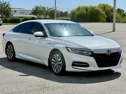 Used 2018 Honda Accord Hybrid image 13