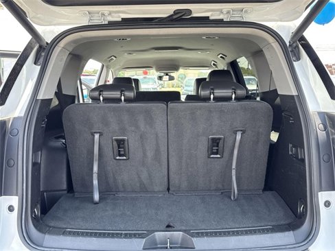 Used 2023 GMC Acadia SLT image 11