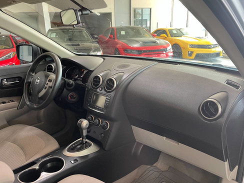 Used 2012 Nissan Rogue SV w/ Premium Pkg image 30