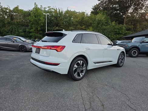Used 2021 Audi e-tron Premium w/ Convenience Plus Package image 20