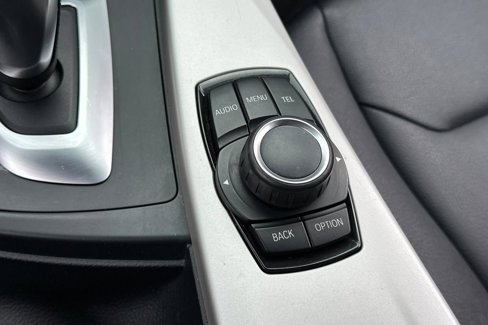 Used 2015 BMW 320i Sedan image 34