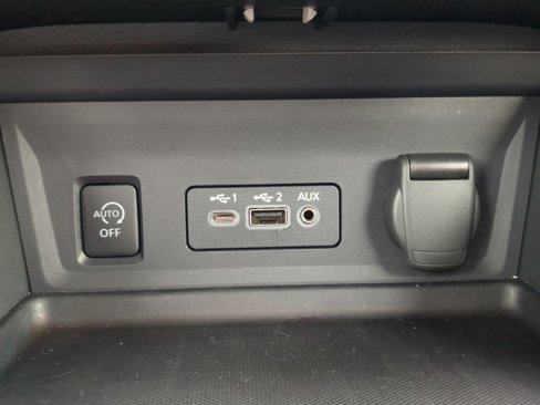 Used 2024 Nissan Sentra SR w/ Trunk Package image 8