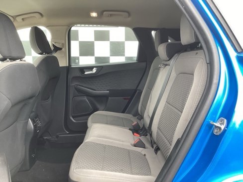 Used 2020 Ford Escape SE image 24