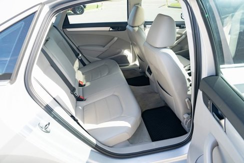 Used 2013 Volkswagen Passat TDI SE image 36