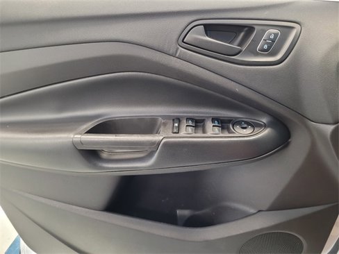 Used 2019 Ford Escape S image 22