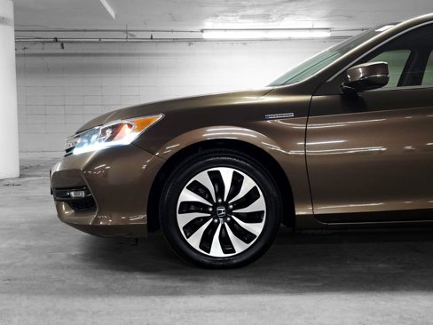 Certified 2017 Honda Accord Hybrid Sedan image 15