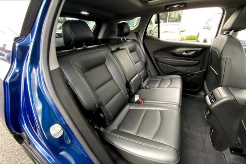 Certified 2022 GMC Terrain SLT w/ Infotainment Package II image 17