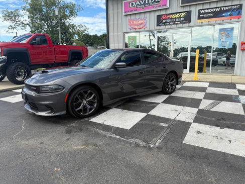 Used 2019 Dodge Charger R/T image 2