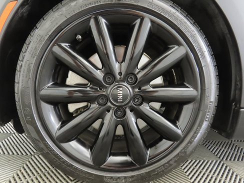 Used 2017 MINI Cooper S image 27