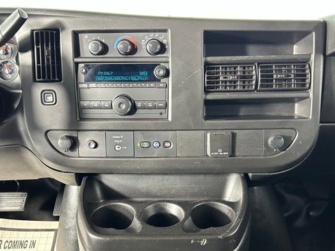 Used 2019 Chevrolet Express 2500 image 13