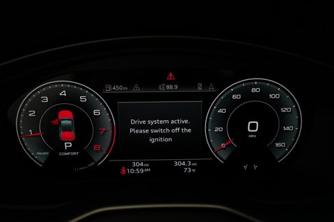 Used 2025 Audi Q5 2.0T Premium Plus w/ Premium Plus Package image 2