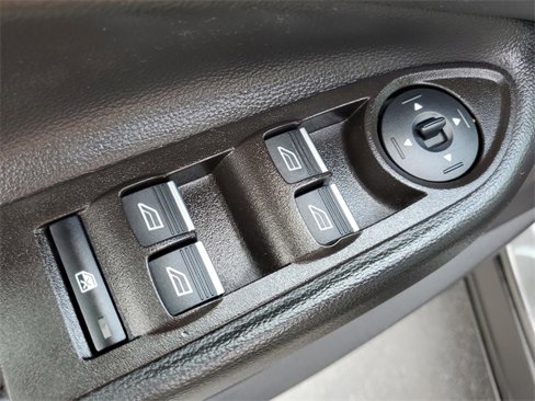 Used 2017 Ford Escape SE w/ Equipment Group 201A image 25
