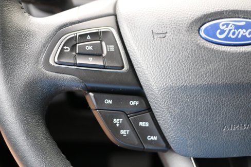 Used 2019 Ford EcoSport SE image 17