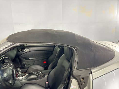 Used 2011 Nissan 370Z Touring w/ Sport Pkg image 19
