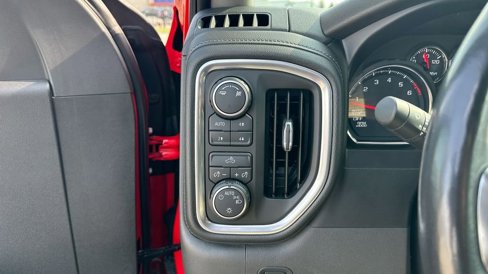 Certified 2019 Chevrolet Silverado 1500 LT w/ All-Star Edition image 17