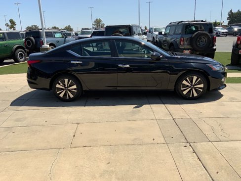 Used 2022 Nissan Altima 2.5 SV image 4