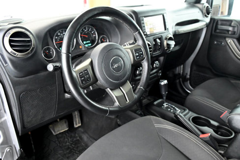 Used 2018 Jeep Wrangler Unlimited Sport image 22