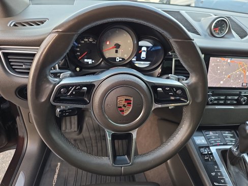 Used 2017 Porsche Macan S image 59