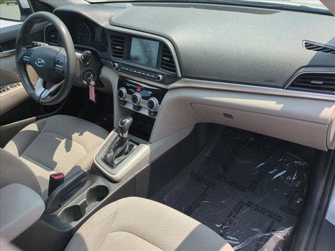 Used 2019 Hyundai Elantra SEL image 20