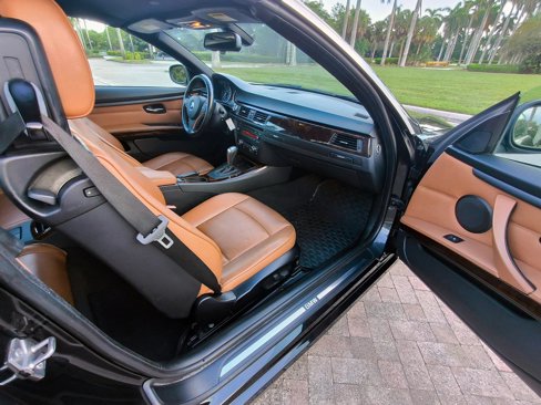 Used 2011 BMW 328i Convertible image 46