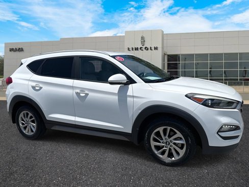 Used 2017 Hyundai Tucson SE Plus image 2