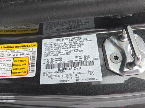 Used 2020 Ford Mustang Coupe image 32