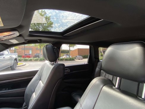 Used 2015 Jeep Grand Cherokee Limited image 3