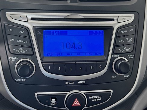 Used 2013 Hyundai Accent GS image 13
