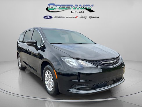 New 2026 Chrysler Voyager LX image 1