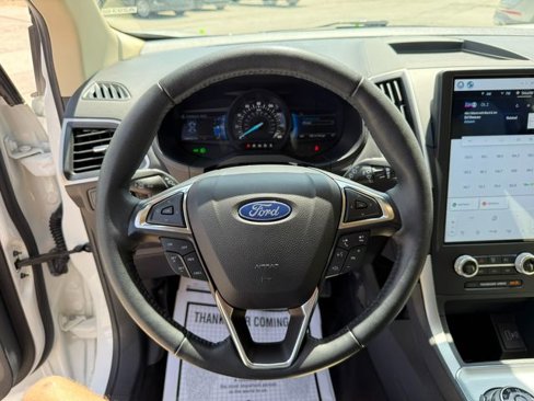 Used 2022 Ford Edge SEL w/ Convenience Package image 30