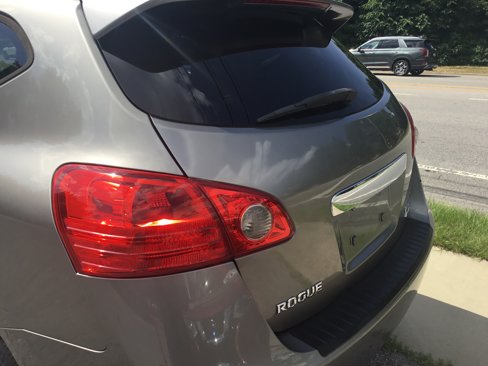 Used 2012 Nissan Rogue SV image 4