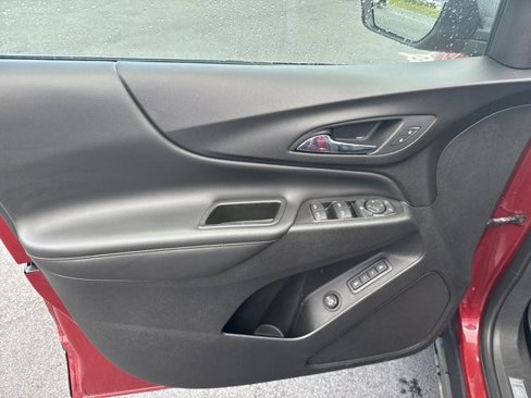 Certified 2020 Chevrolet Equinox Premier w/ LPO, Floor Liner Package image 8