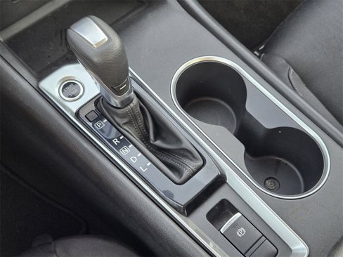 Used 2022 Nissan Altima 2.5 SV image 15