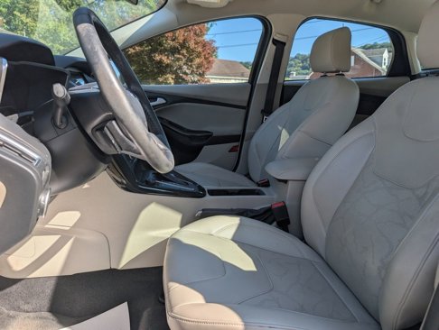 Used 2018 Ford Focus Electric Hatchback image 37
