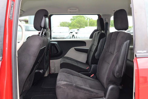 Used 2013 Dodge Grand Caravan American Value Package image 14
