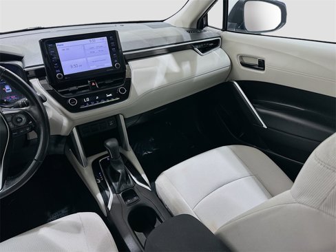 Used 2022 Toyota Corolla Cross LE image 22