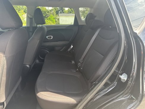 Used 2016 Kia Soul image 9