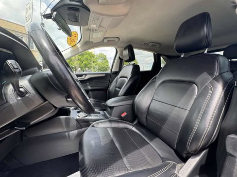 Used 2021 Ford Escape SEL image 9