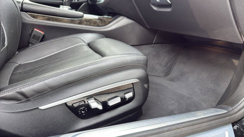 Used 2016 BMW 750i xDrive 750i xDrive image 22