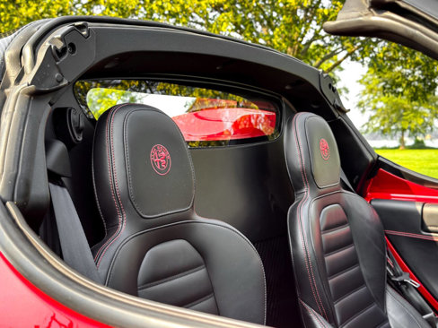 Used 2018 Alfa Romeo 4C Spider w/ Spider Track Package 3 image 84