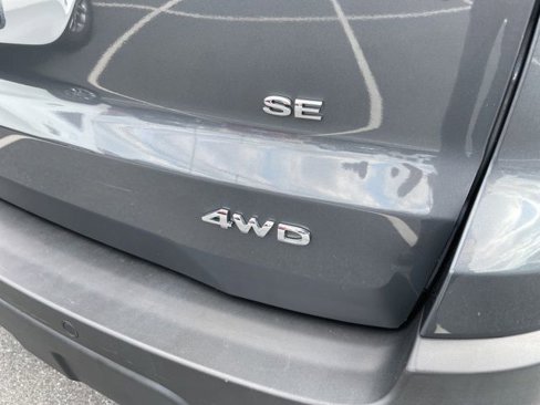 Certified 2021 Ford EcoSport SE w/ SE Convenience Package image 11