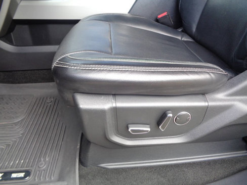 Used 2017 Ford F250 Lariat w/ Lariat Ultimate Package image 40