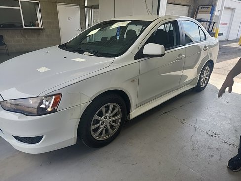 Used 2011 Mitsubishi Lancer ES image 2