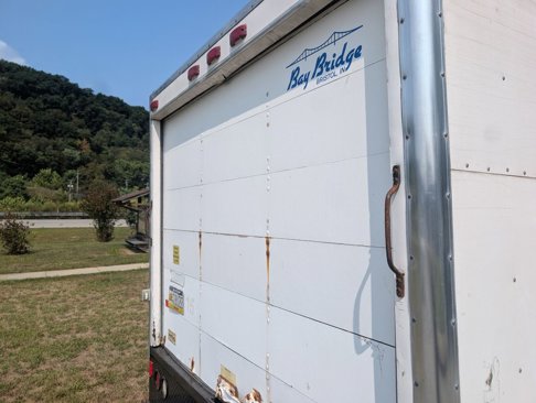 Used 2004 Chevrolet Express 3500 image 40