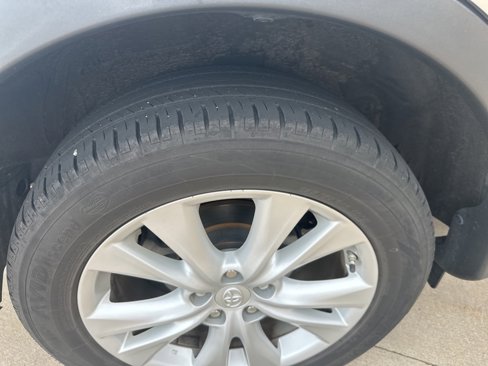Used 2015 Toyota RAV4 Limited image 19