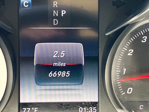 Used 2018 Mercedes-Benz C 300 Sedan image 4