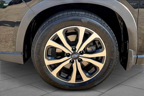 Used 2019 Subaru Forester Limited w/ Popular Package #3 image 10